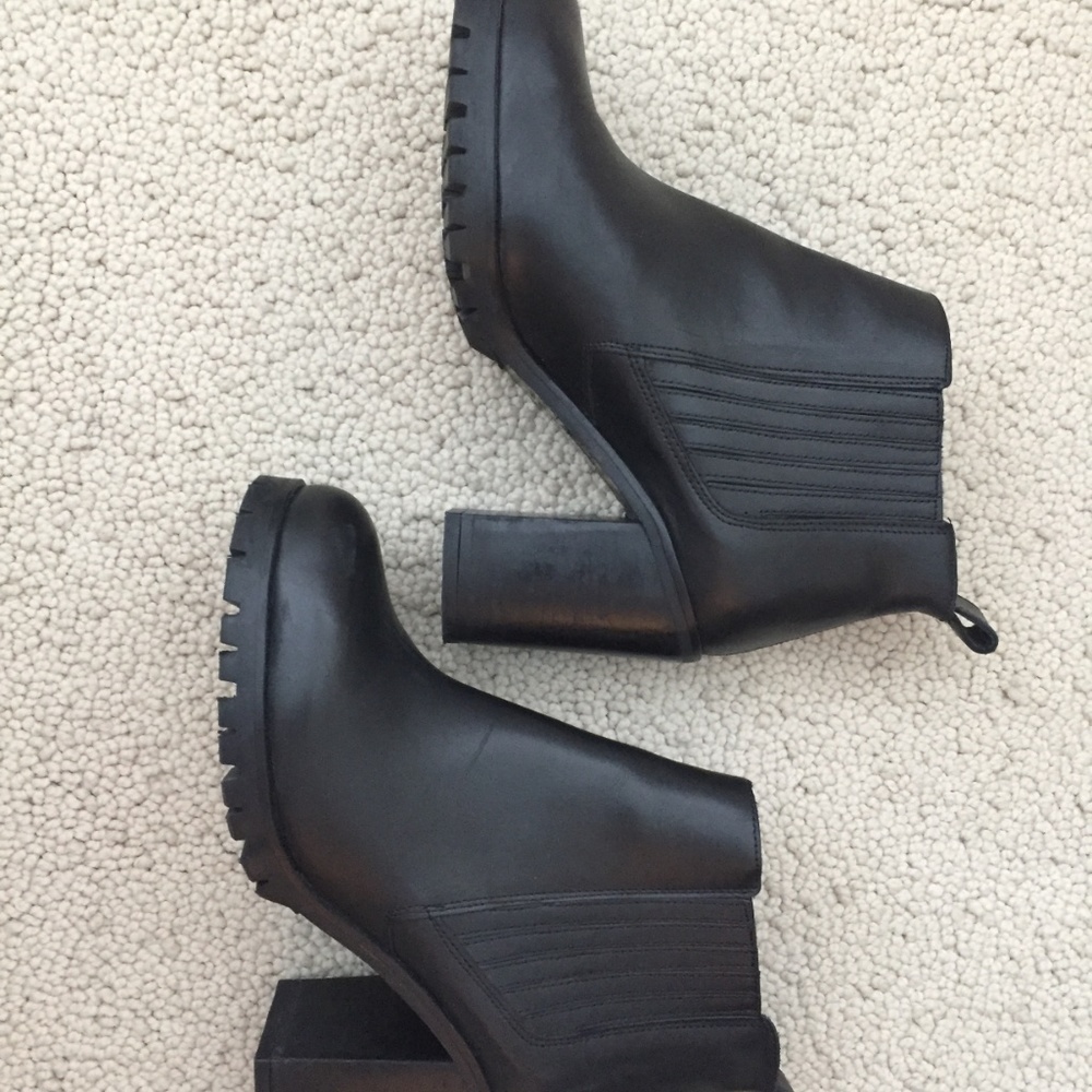 Kurt Geiger boots